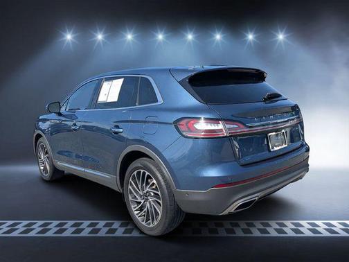 Blue Diamond Metallic 2019 Lincoln Nautilus Reserve