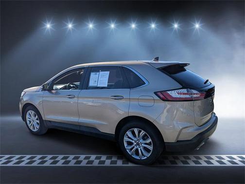 2021 Ford Edge Titanium