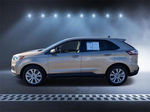 2021 Ford Edge Titanium