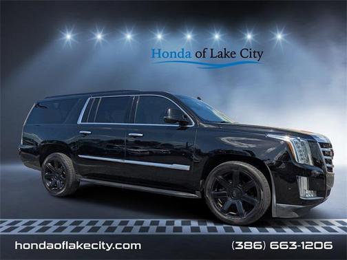 2018 Cadillac Escalade ESV Luxury
