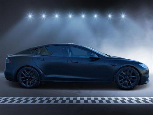 2021 Tesla Model S Plaid