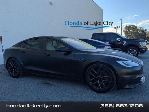 2021 Tesla Model S Plaid