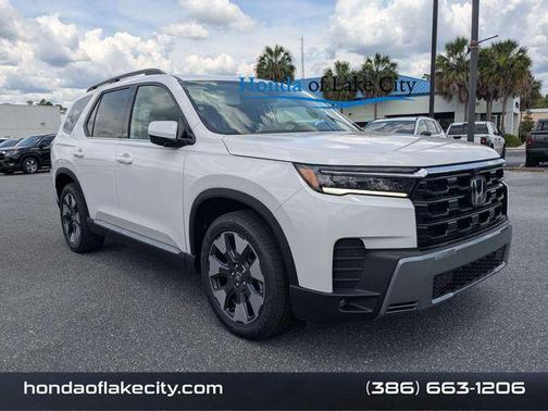 Platinum White Pearl 2026 Honda Pilot Elite