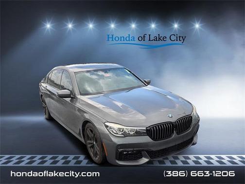 2016 BMW 740 i