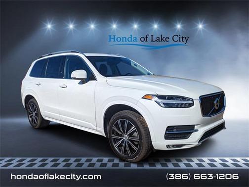 2019 Volvo XC90 T5 Momentum