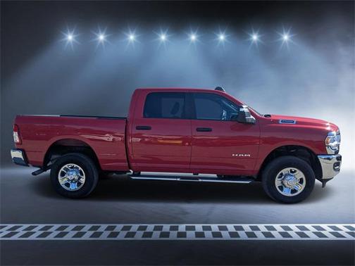2024 RAM 2500 Big Horn Crew Cab 4x4 6'4' Box