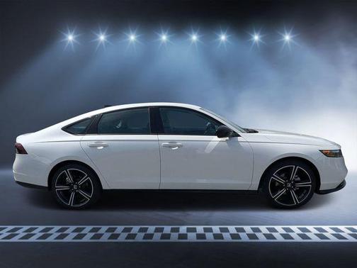 Platinum White Pearl 2026 Honda Accord SE