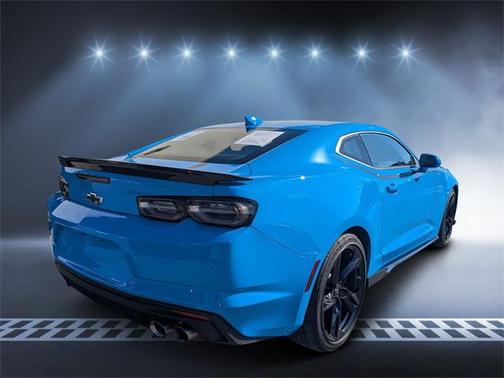 2022 Chevrolet Camaro RWD Coupe LT1