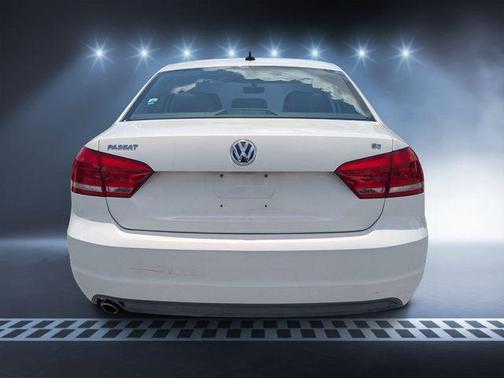 Candy White 2012 Volkswagen Passat 2.5 SE