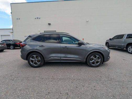 Carbonized Gray Metallic 2023 Ford Escape ST-Line