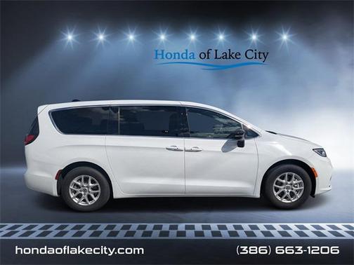 2025 Chrysler Pacifica L