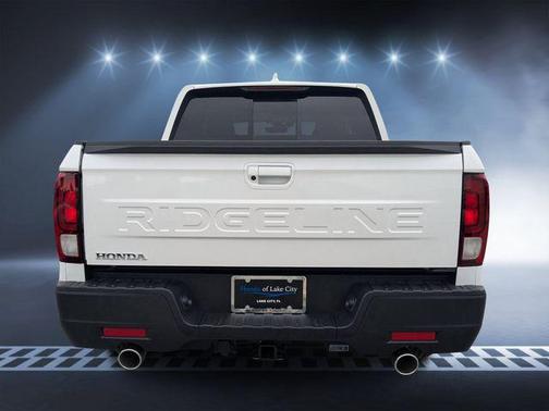 Platinum White Pearl 2026 Honda Ridgeline RTL