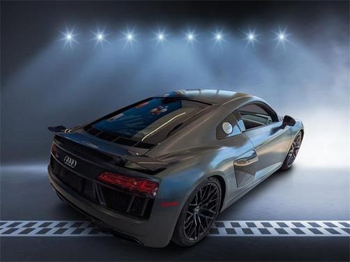 2017 Audi R8 5.2 plus