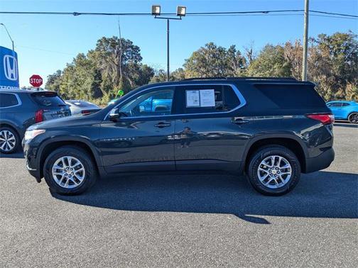 2020 Chevrolet Traverse LT Cloth