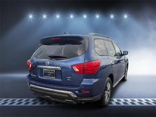 2020 Nissan Pathfinder SL