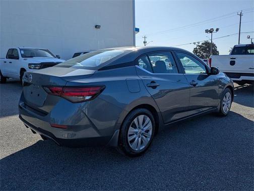 2022 Nissan Sentra S