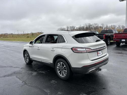 2021 Lincoln Nautilus Reserve