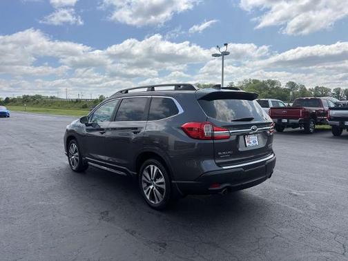 2022 Subaru Ascent LIMITED 7-PASSENGER