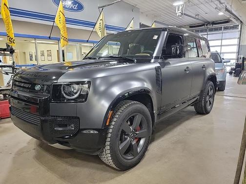 2024 Land Rover Defender P400 X