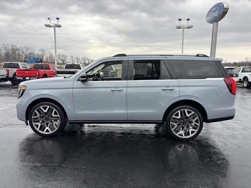 2025 Ford Expedition Platinum