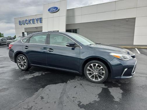 2017 Toyota Avalon XLE