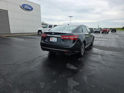 2017 Toyota Avalon XLE