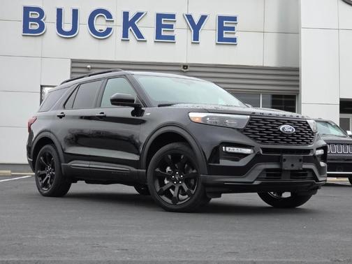 Agate Black Metallic 2023 Ford Explorer ST-Line