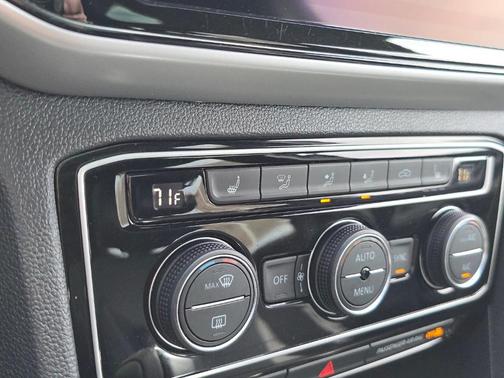 2022 Volkswagen Atlas Cross Sport 3.6L V6 SEL