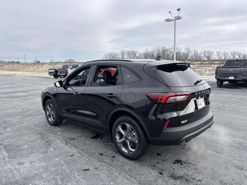 2026 Ford Escape ST-Line Select