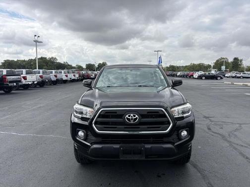 2017 Toyota Tacoma SR5