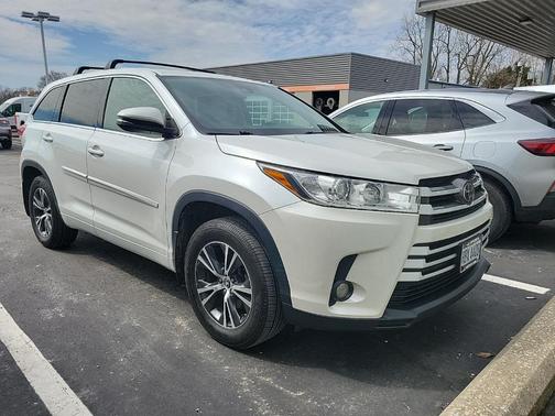 2017 Toyota Highlander LE Plus