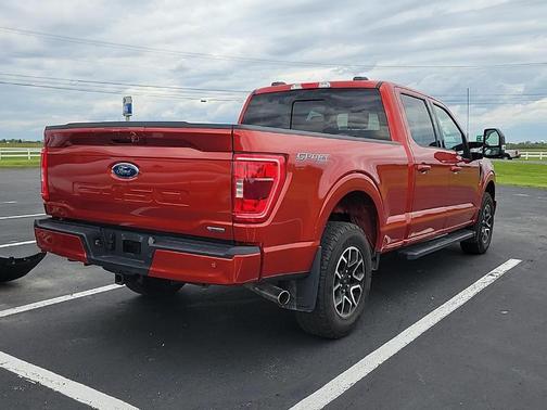 Hot Pepper Red Tinted Clearcoat 2023 Ford F-150 XLT