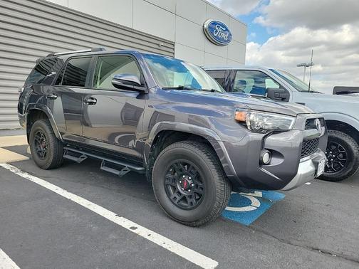 Magnetic Gray Metallic 2018 Toyota 4Runner Sport
