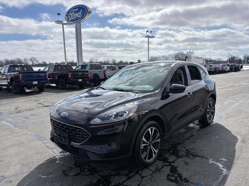 2022 Ford Escape SE