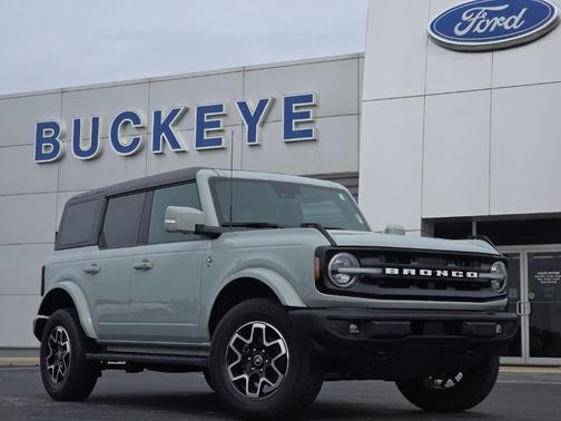 Cactus Green / Gray 2023 Ford Bronco Outer Banks