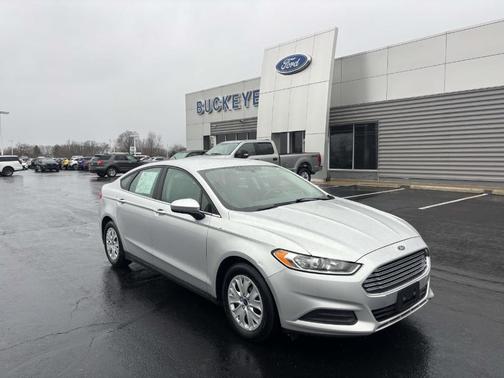 2014 Ford Fusion S
