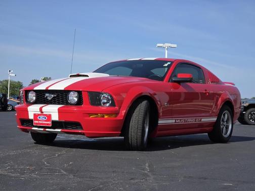 Race Red 2006 Ford Mustang GT Premium