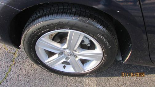 2015 Volkswagen Golf SportWagen TDI S 4-Door