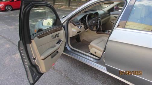 2012 Mercedes-Benz E-Class E 350 BlueTEC Luxury 4dr Sedan