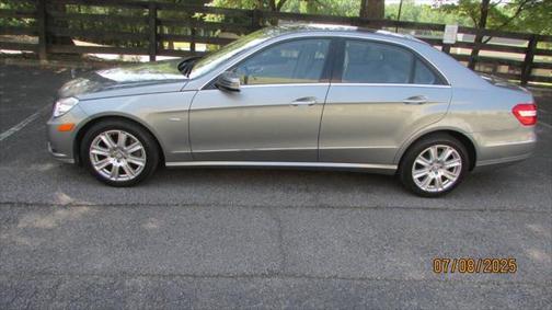 2012 Mercedes-Benz E-Class E 350 BlueTEC Luxury 4dr Sedan