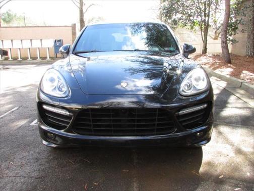 2012 Porsche Cayenne Turbo
