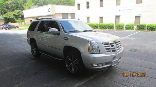 2010 Cadillac Escalade Luxury