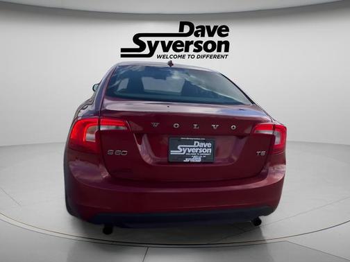 Flamenco Red Metallic 2012 Volvo S60 T5