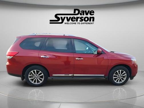 2015 Nissan Pathfinder SL