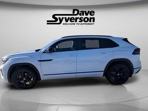 2026 Volkswagen Atlas Cross Sport 2.0T SEL R-Line Black