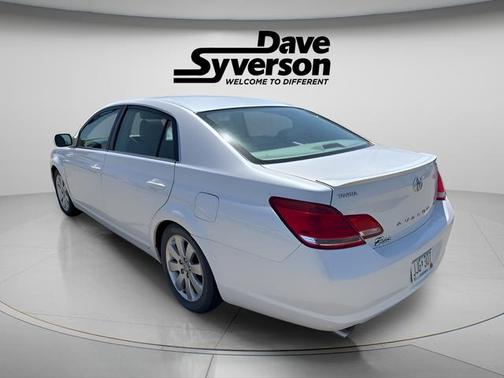 White 2007 Toyota Avalon XL