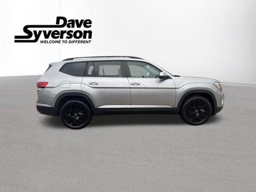 2025 Volkswagen Atlas 2.0T SE
