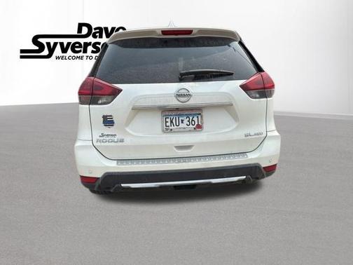 2020 Nissan Rogue SL