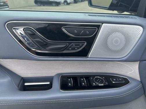 2024 Lincoln Navigator Black Label