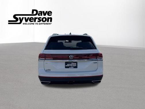 2025 Volkswagen Atlas 2.0T SE